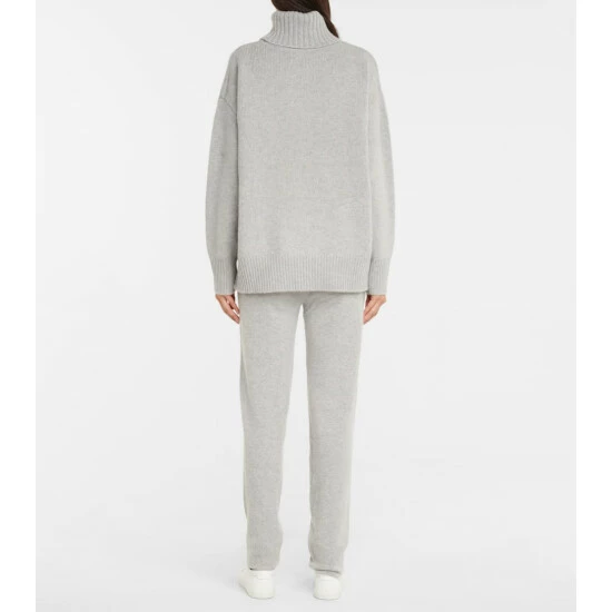 Extreme Cashmere N°20 Oversize Xtra Turtleneck Sweater - Image 2