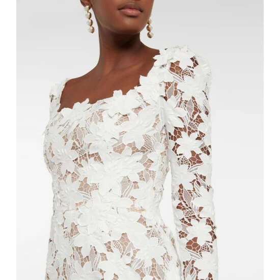 Oscar De La Renta Bridal Guipure Lace Gown - Image 3
