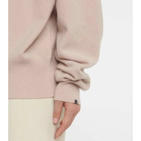 Extreme Cashmere N°204 Jill Cashmere-blend Turtleneck Sweater - Image 4