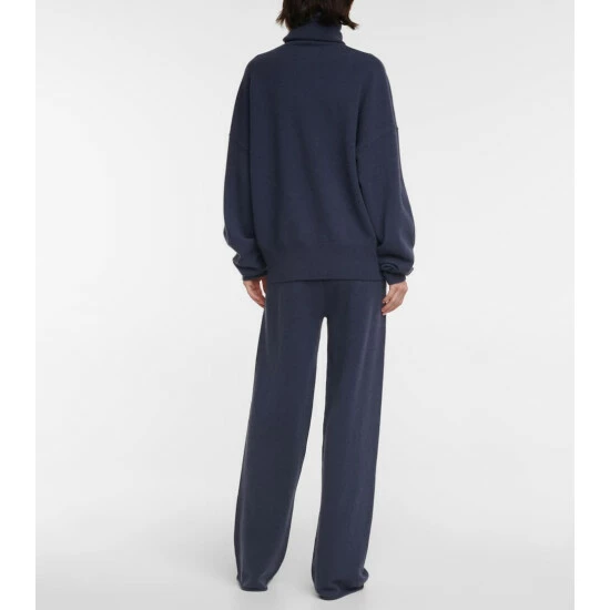 Extreme Cashmere N°204 Jill Cashmere-blend Turtleneck Sweater - Image 2