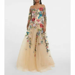 Oscar De La Renta Floral Appliqué Tulle Gown