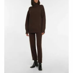 Extreme Cashmere N°20 Oversize Xtra Turtleneck Sweater